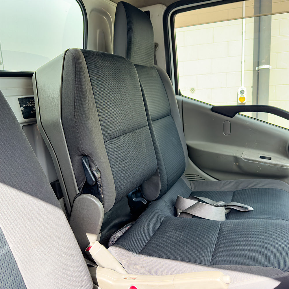 2014 Nissan Atlas - Box body
