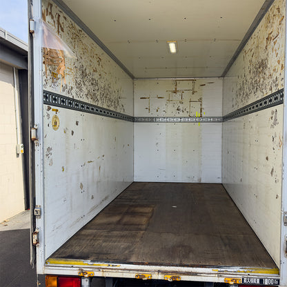 2014 Nissan Atlas - Box body